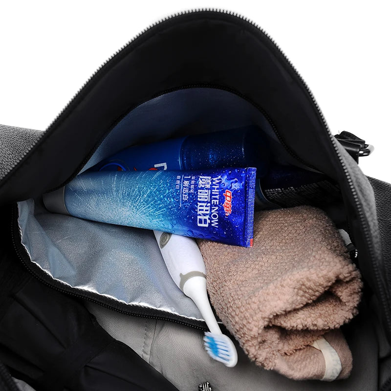 Unisex Large Capacity Travel Bag，Sports Gym Tote Bags for Women Weekender Overnight Duffle Bag with Shoe Compartment.