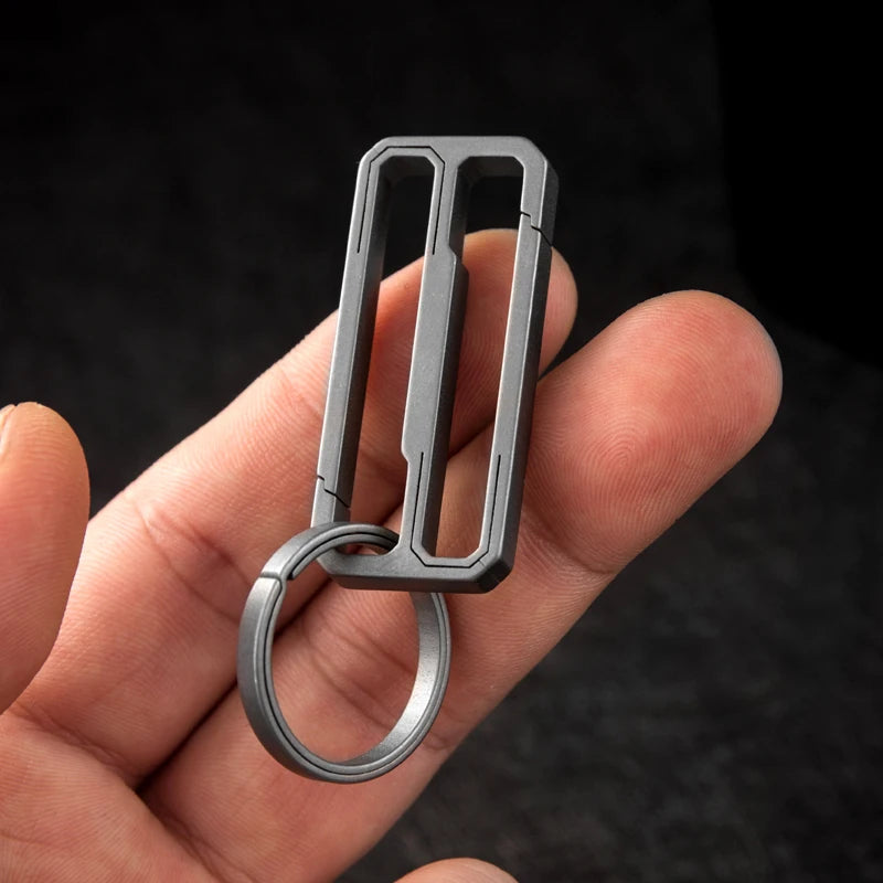 Real Titanium Key Chain Men Belt Car Key Chain Creative Ultra Lightweight EDC Waist Hanging Key Ring Holder Luxury Best Gift